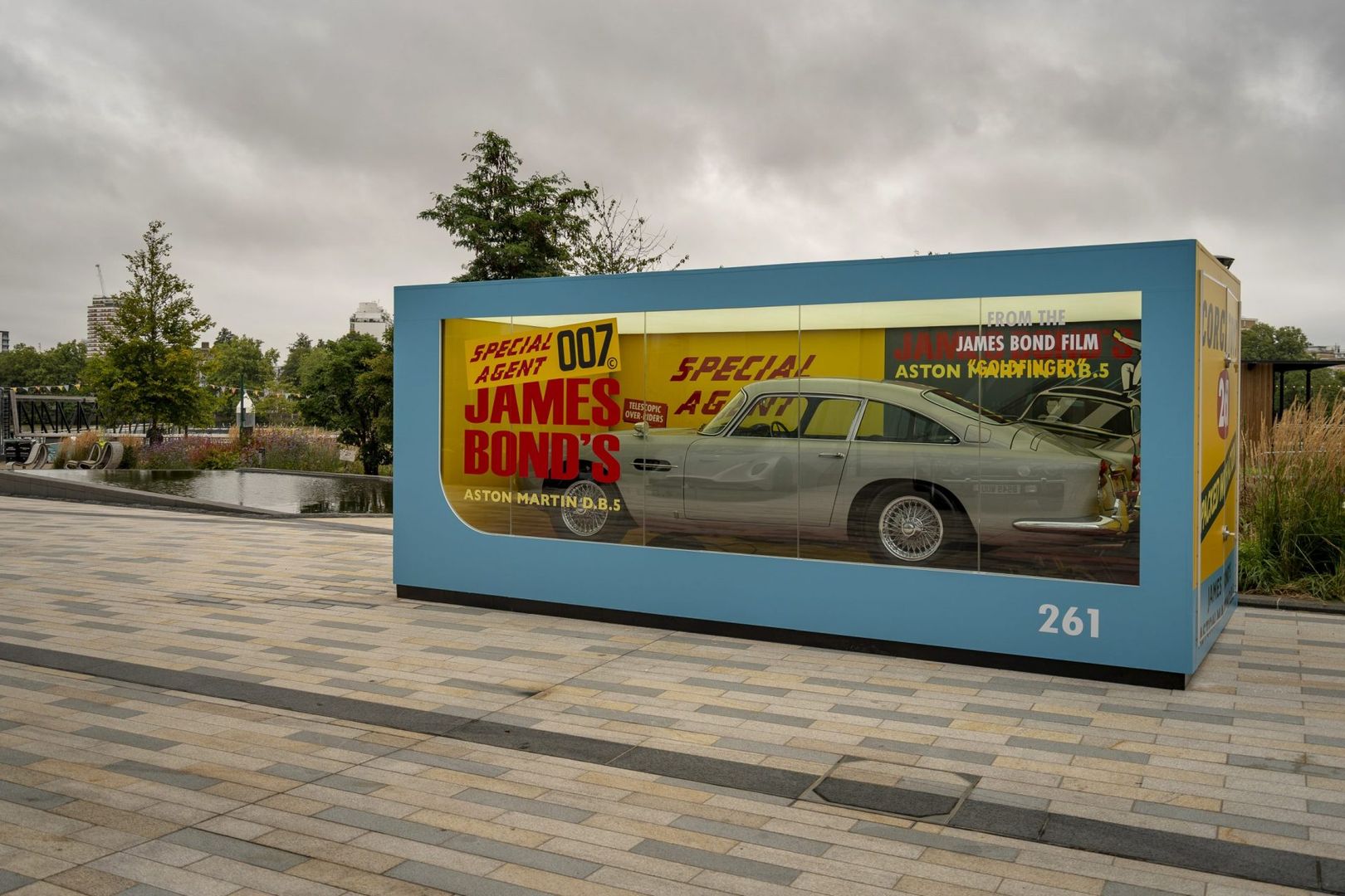 „Nie czas umierać”. Kultowy samochód Jamesa Bonda powraca na duży ekran