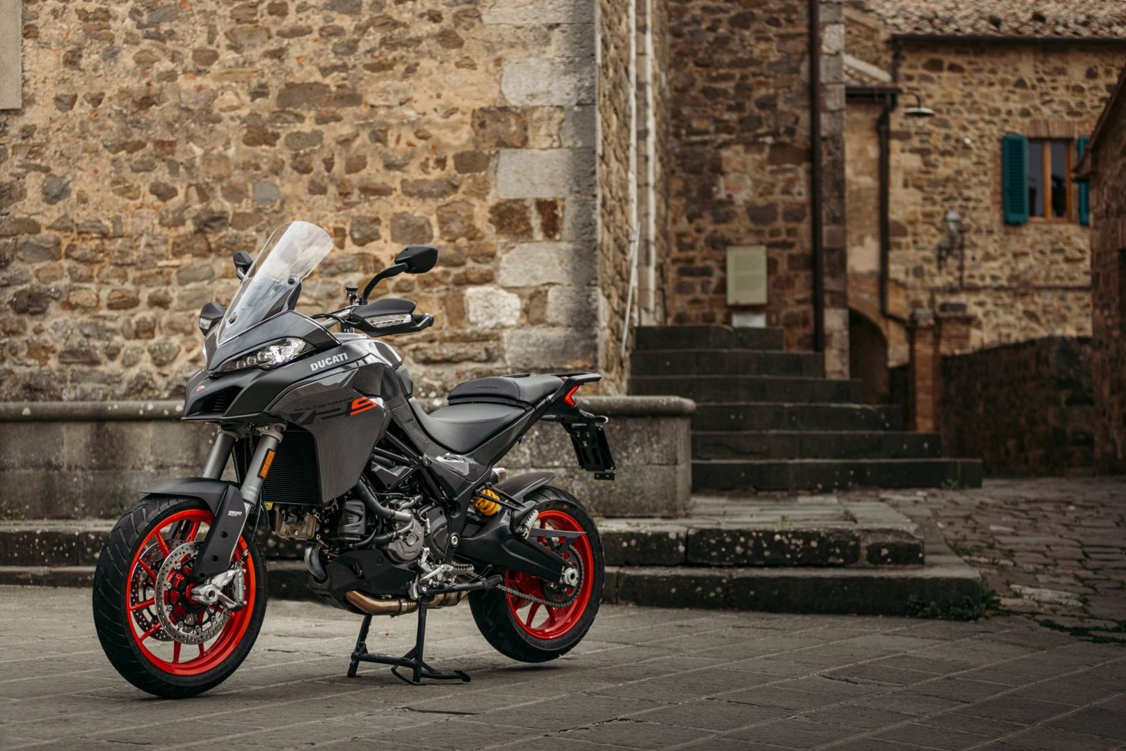 Ducati Multistrada V2