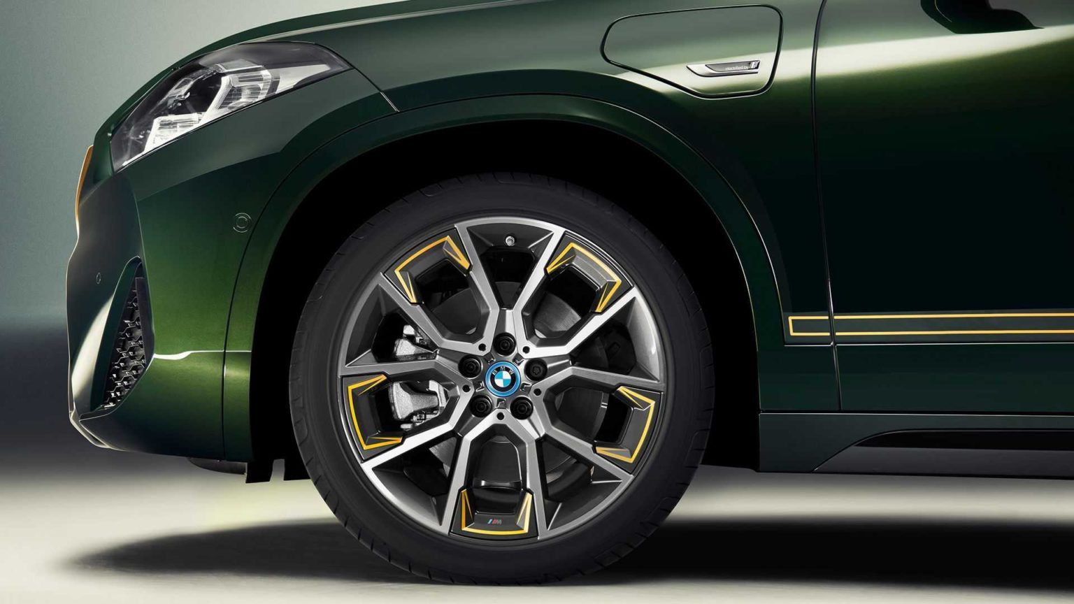 BMW X2 GoldPlay Edition