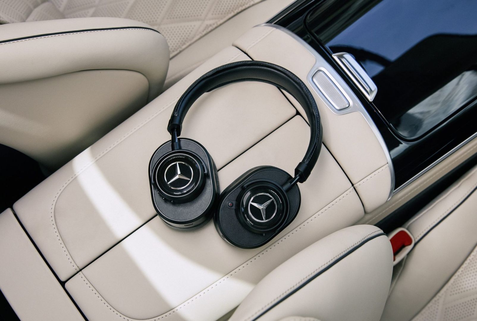 Słuchawki Mercedes