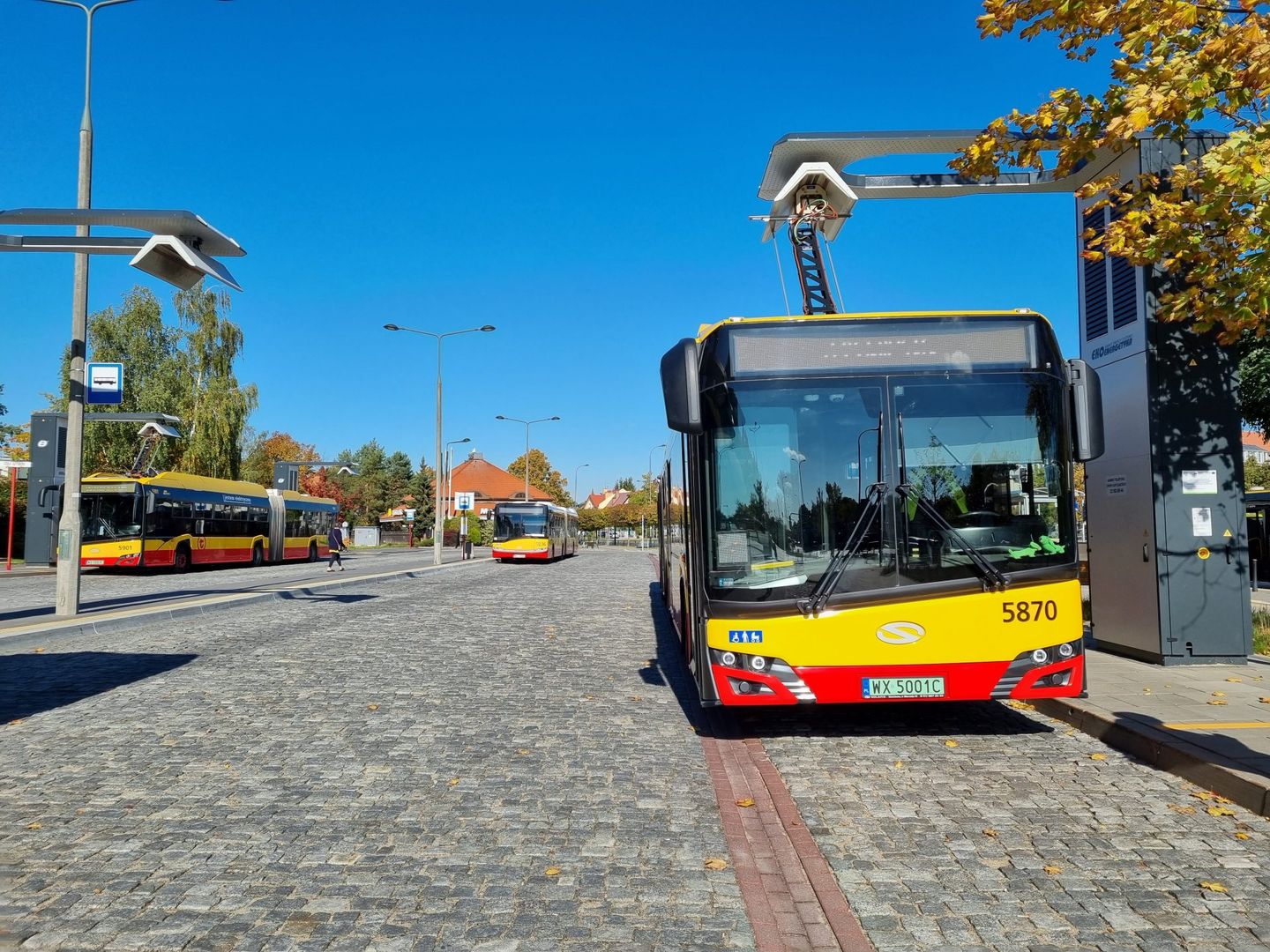 Kama - dziewczyna za kółkiem autobusu