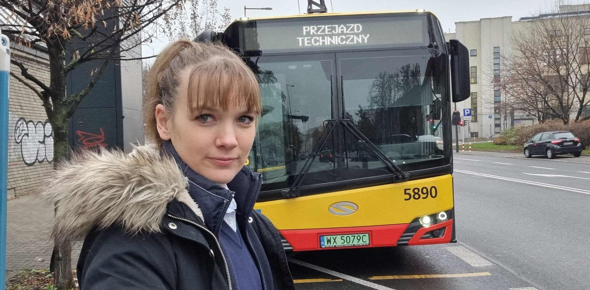 Kama - dziewczyna za kółkiem autobusu