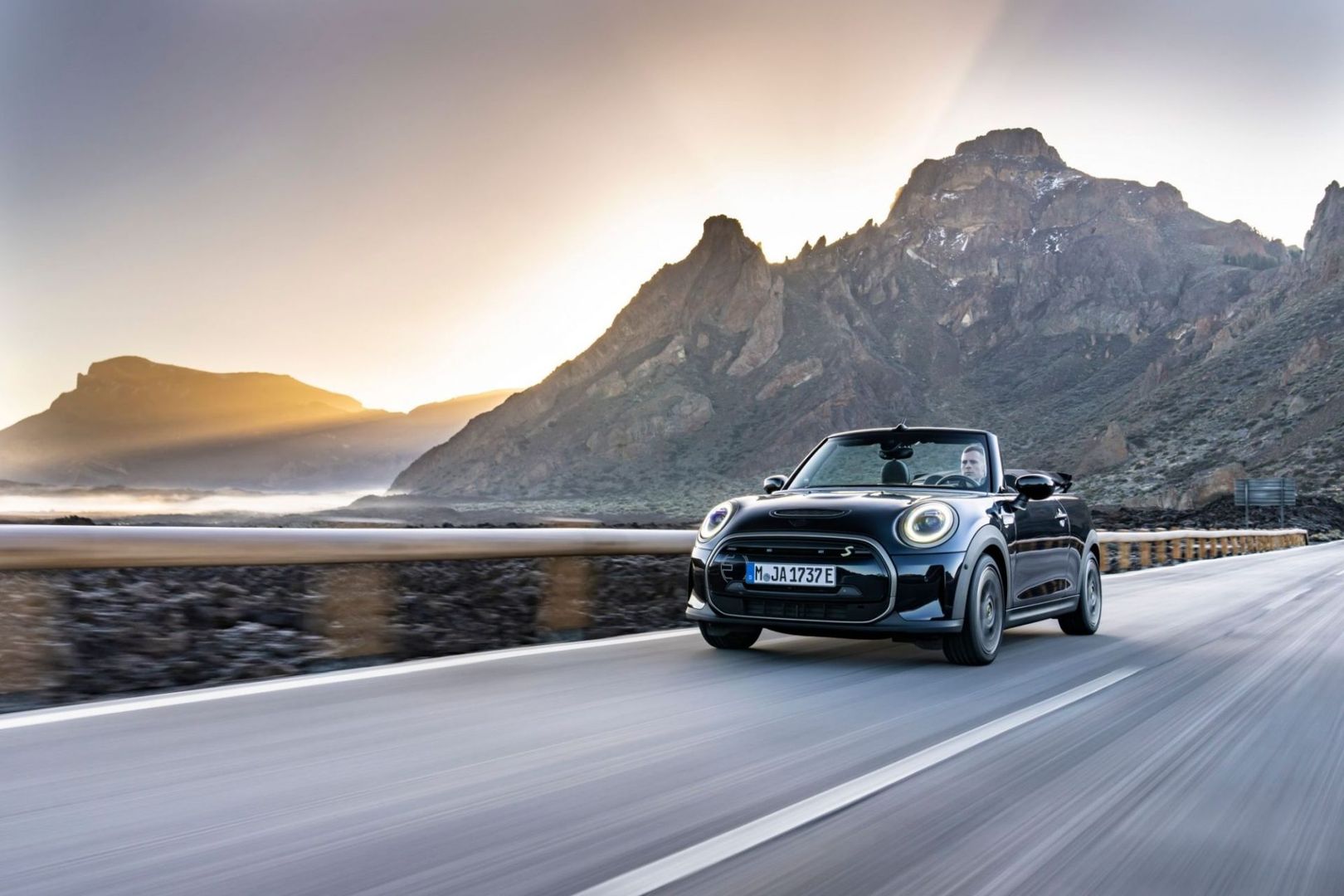 Mini Cooper SE Cabrio