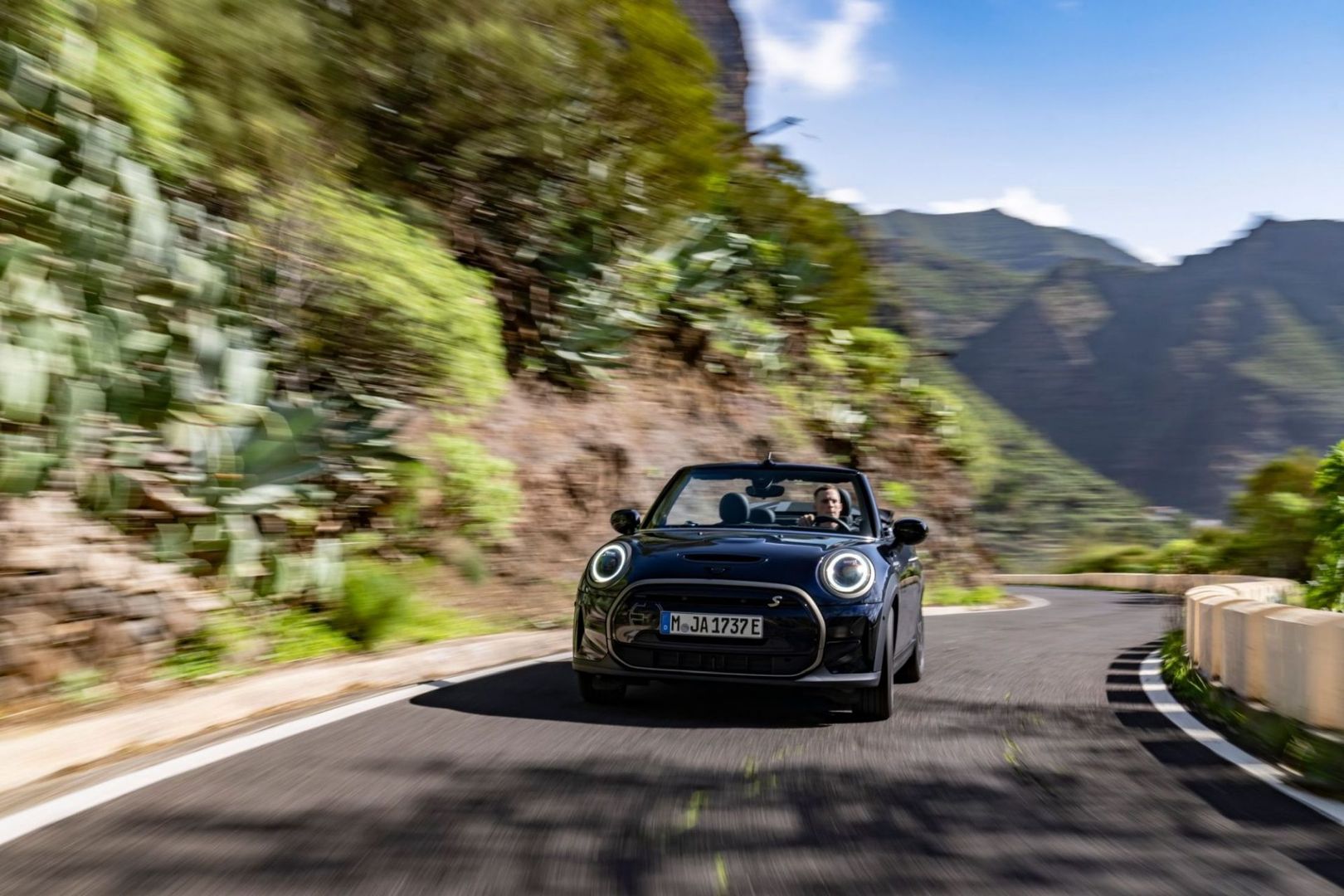 Mini Cooper SE Cabrio