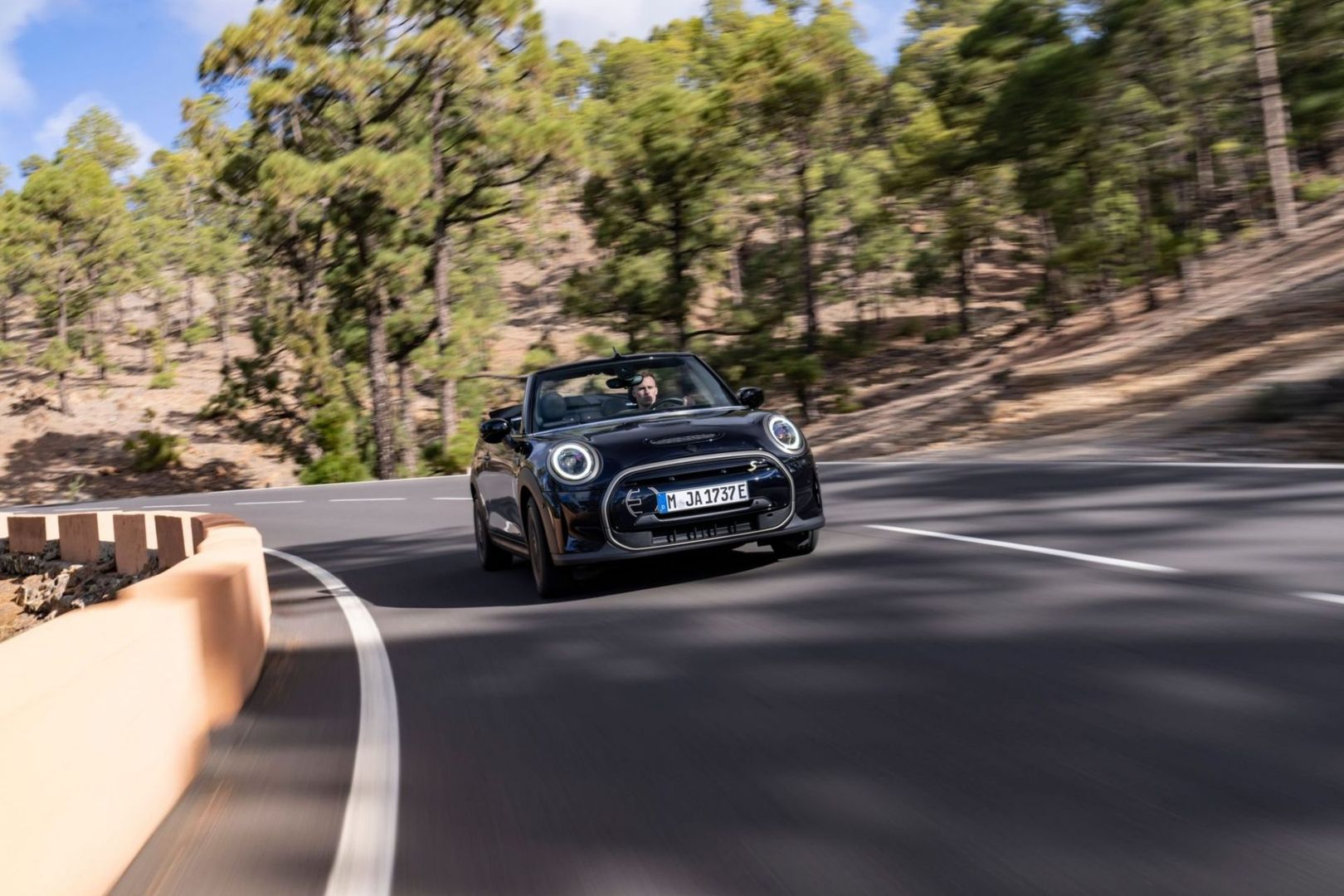 Mini Cooper SE Cabrio