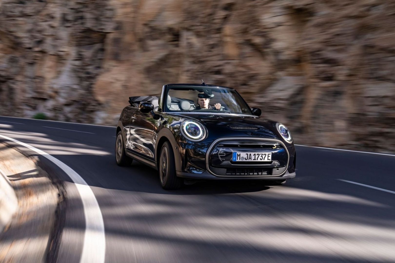 Mini Cooper SE Cabrio