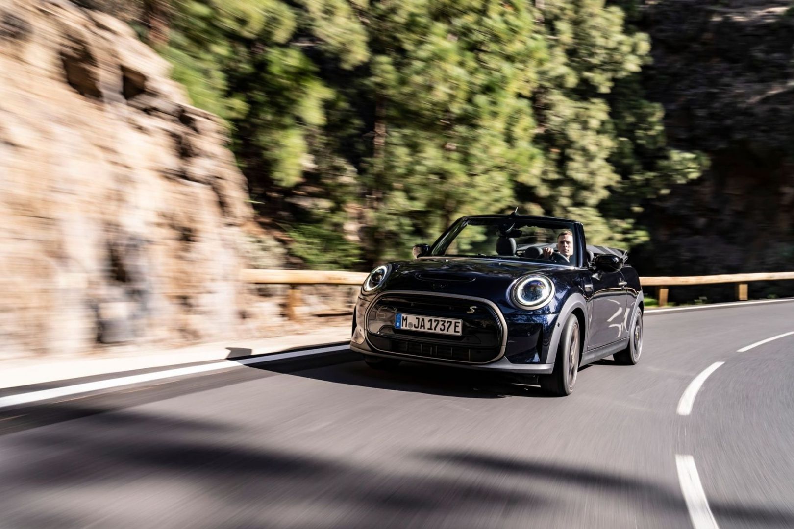 Mini Cooper SE Cabrio