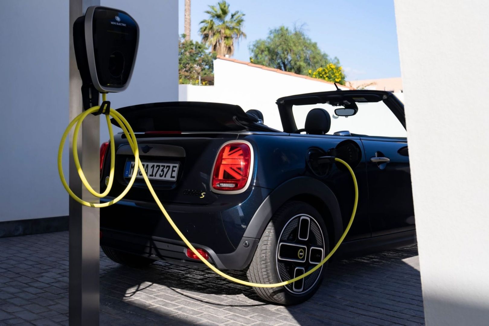 Mini Cooper SE Cabrio