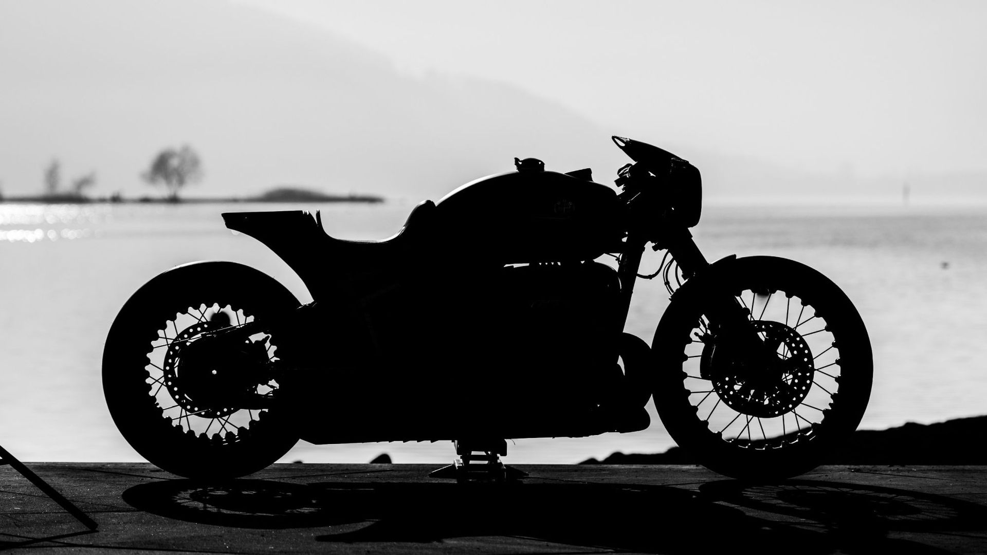 BMW R18 Iron Annie