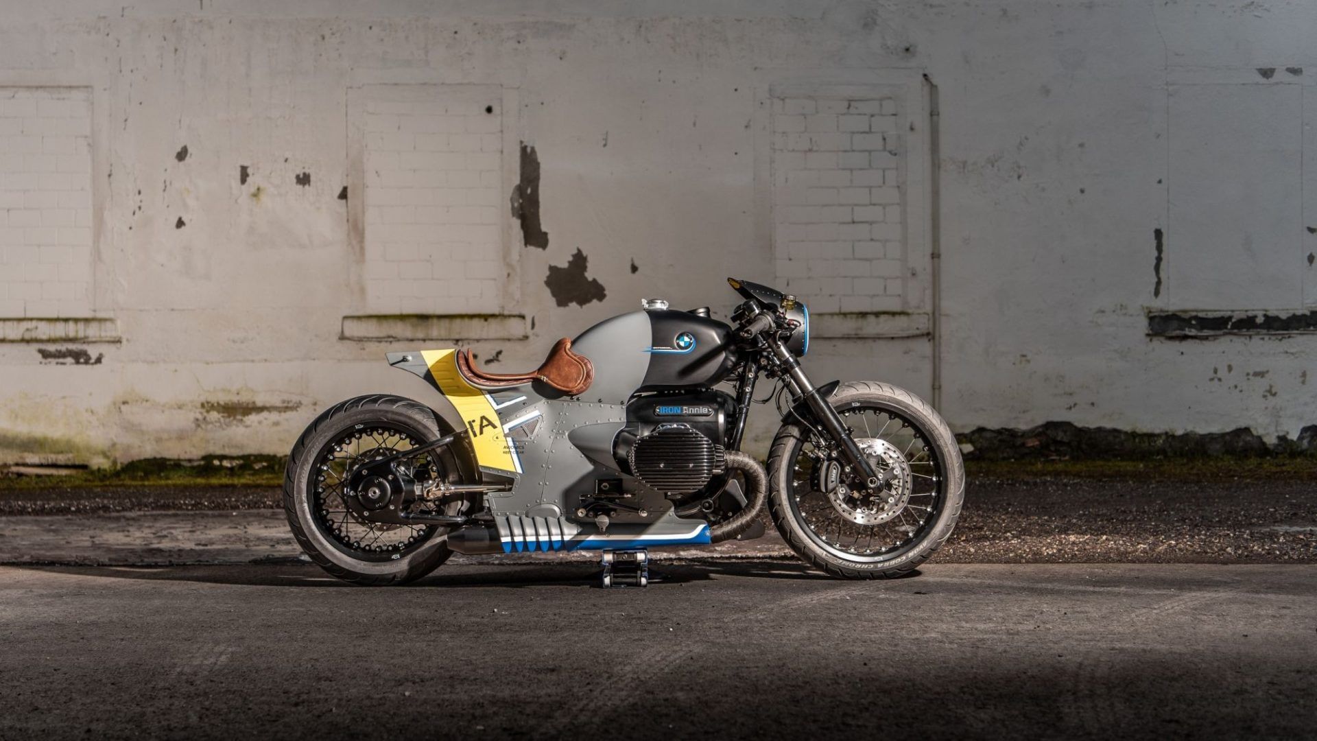 BMW R18 Iron Annie