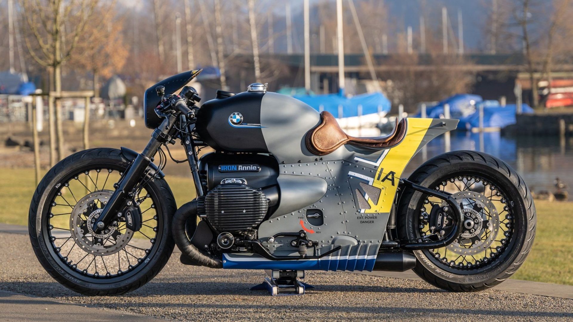 BMW R18 Iron Annie