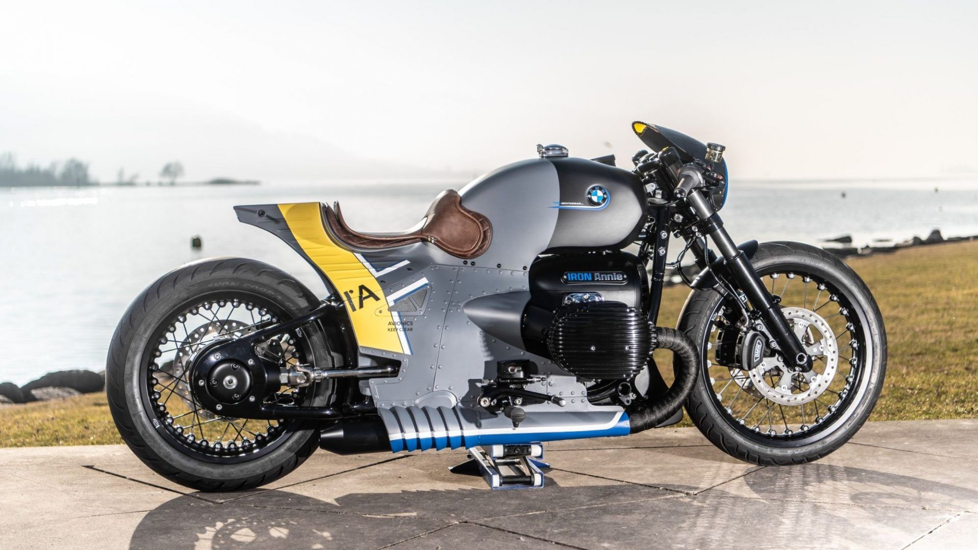 BMW R18 Iron Annie