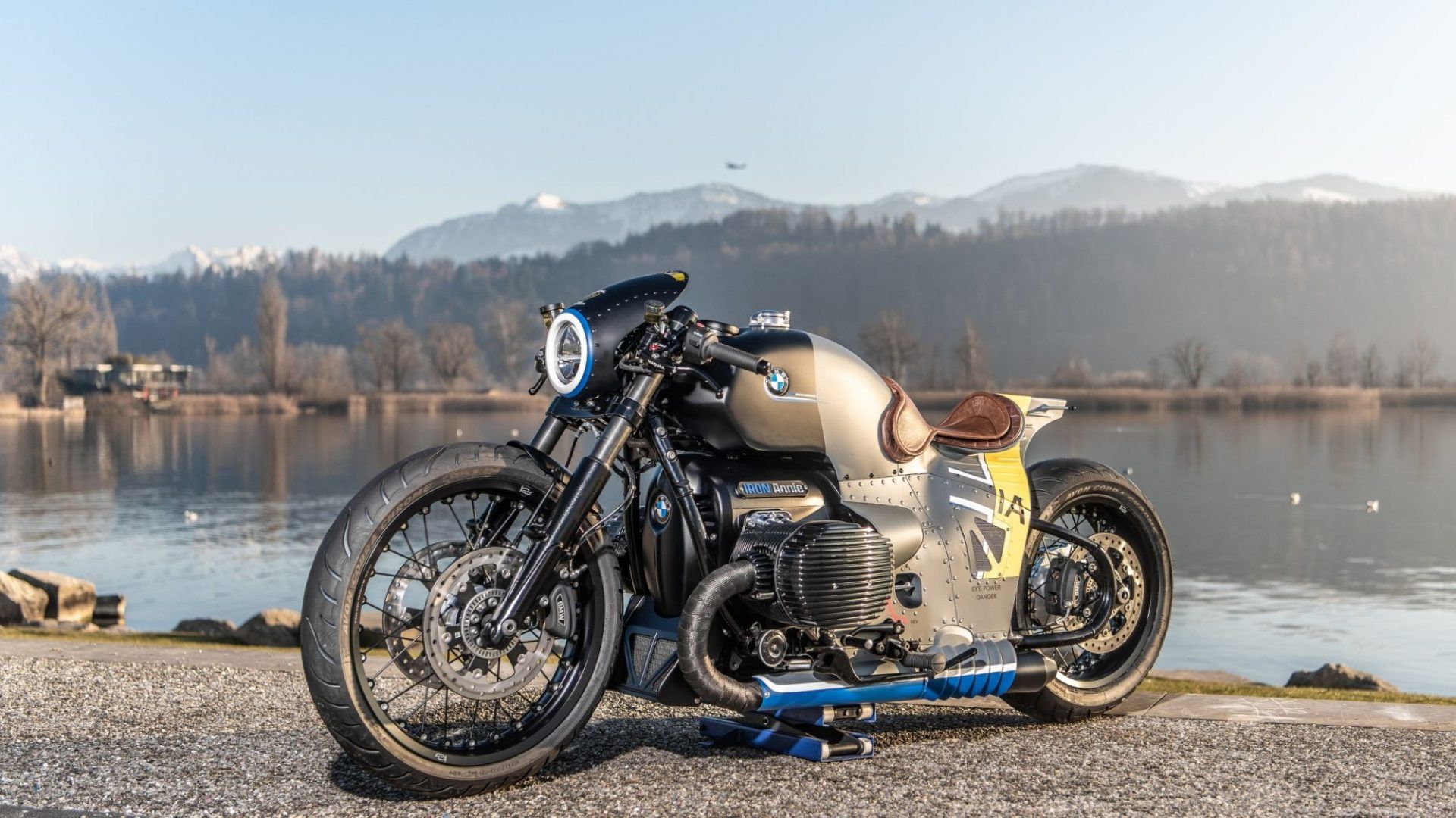 BMW R18 Iron Annie