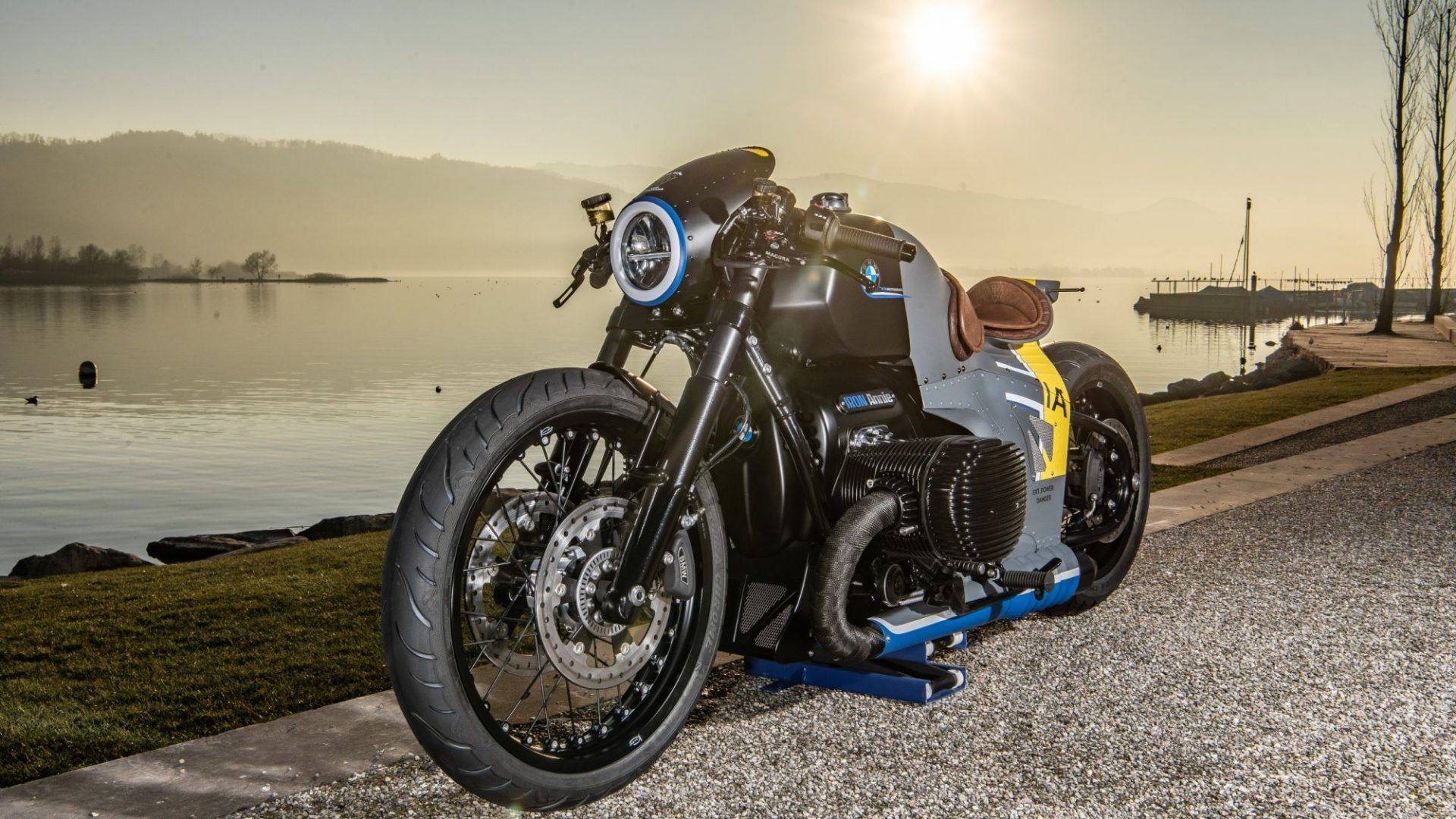 BMW R18 Iron Annie