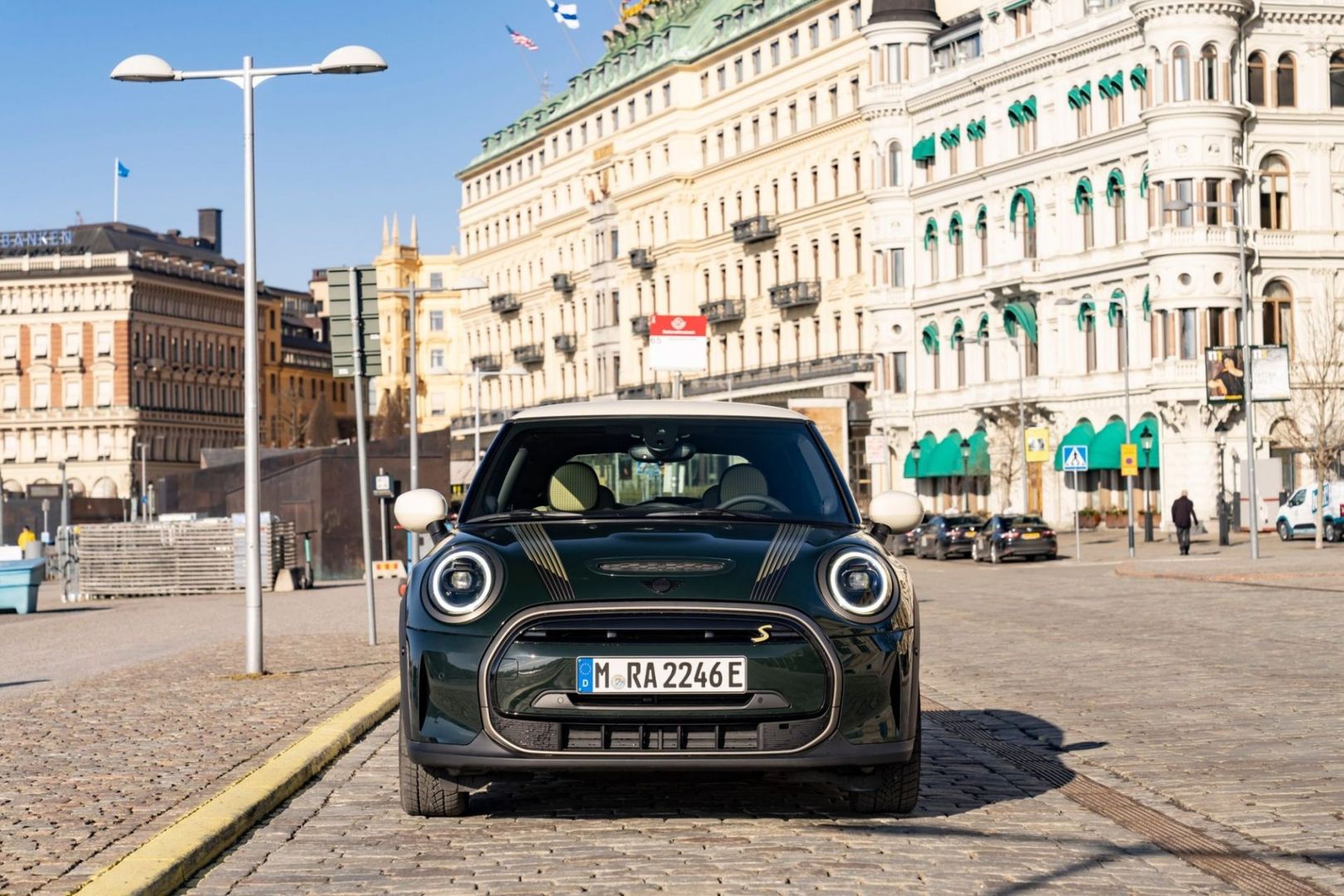 Mini Cooper SE Resolute Edition