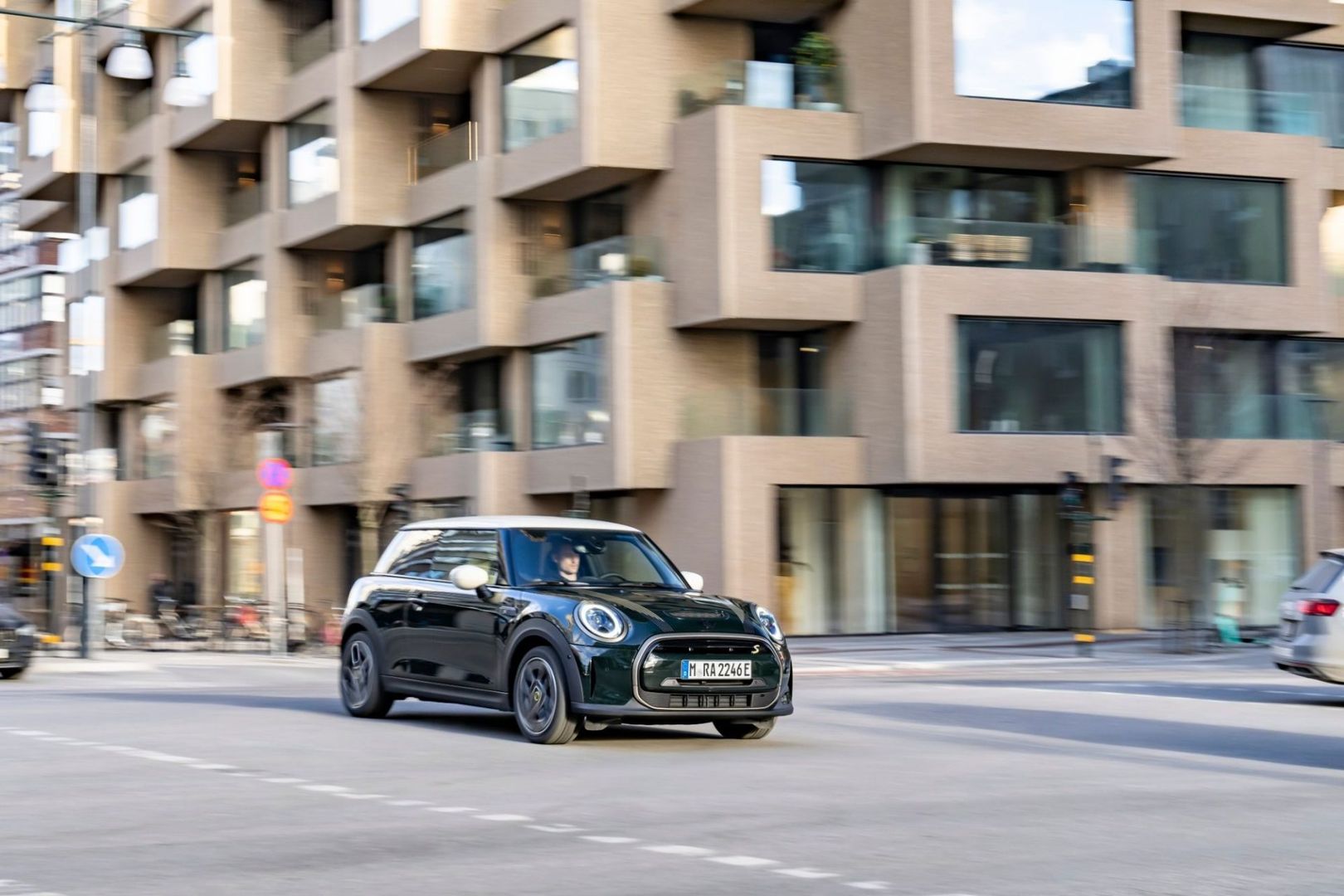 Mini Cooper SE Resolute Edition