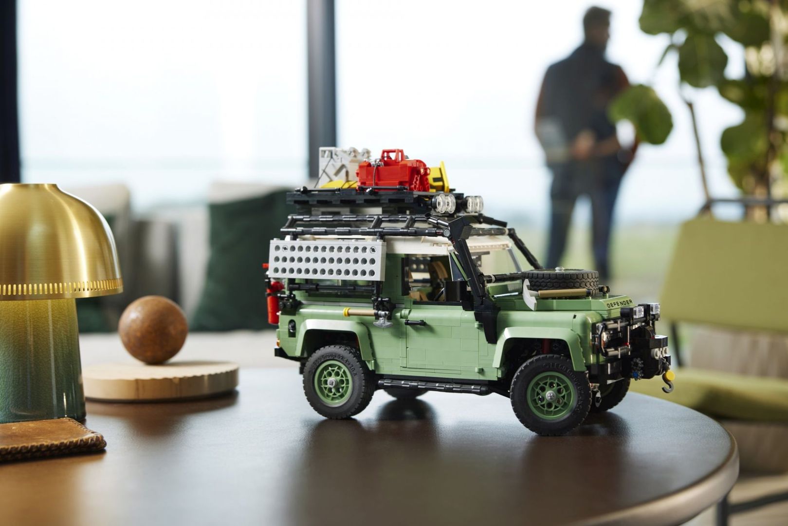 Land Rover Defender 90 z LEGO