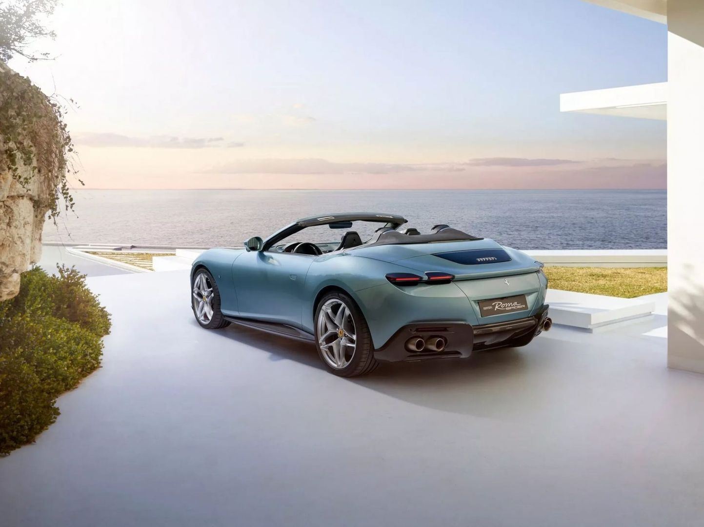 Nowe Ferrari Roma Spider - galeria producenta