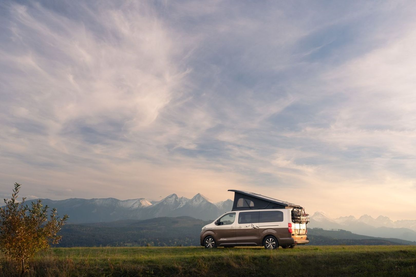 Kamper Toyota Proace Verso Tanuki (fot. Toyota)