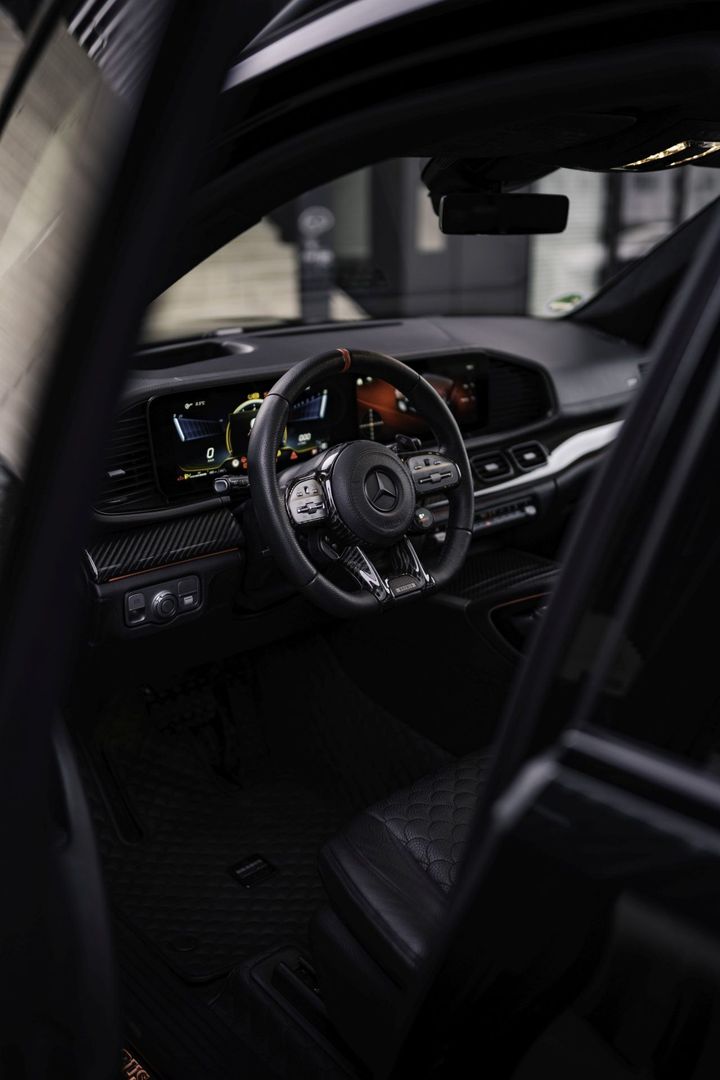 Brabus 900 Superblack