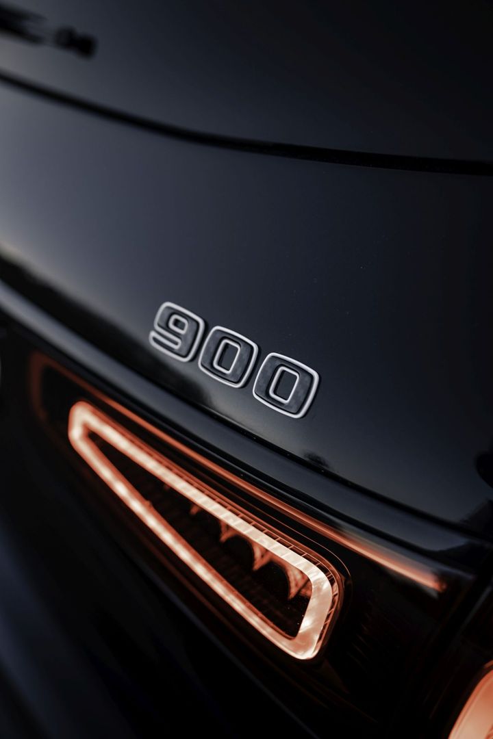 Brabus 900 Superblack