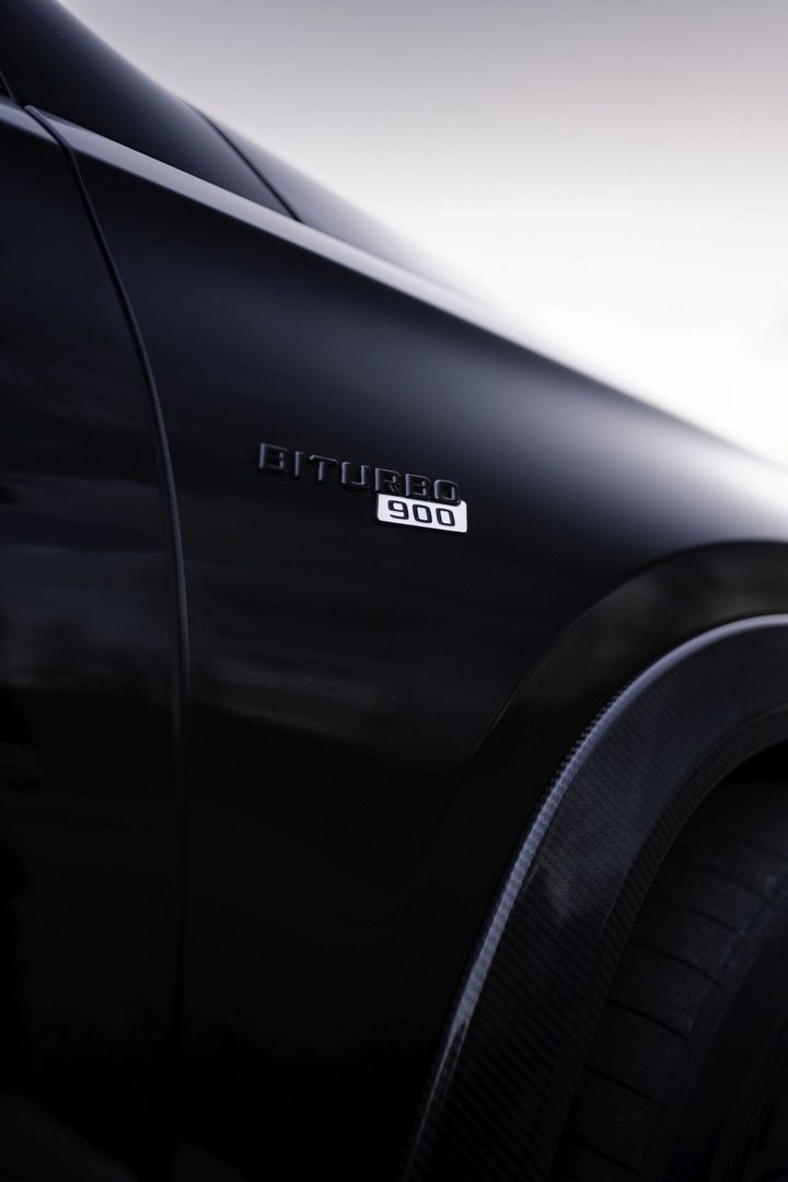 Brabus 900 Superblack