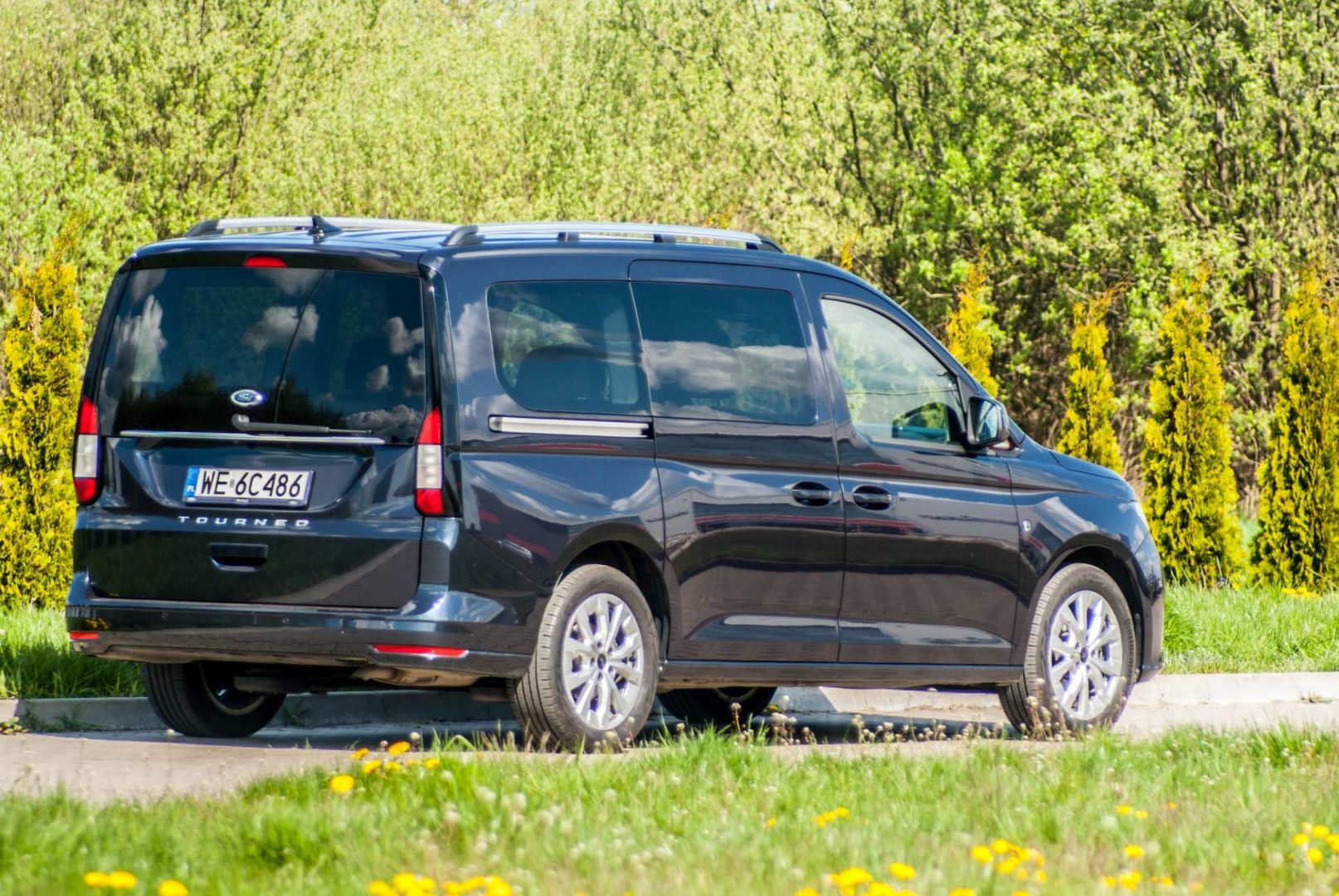 Ford Tourneo Connect 1.5 EcoBoost Titanium