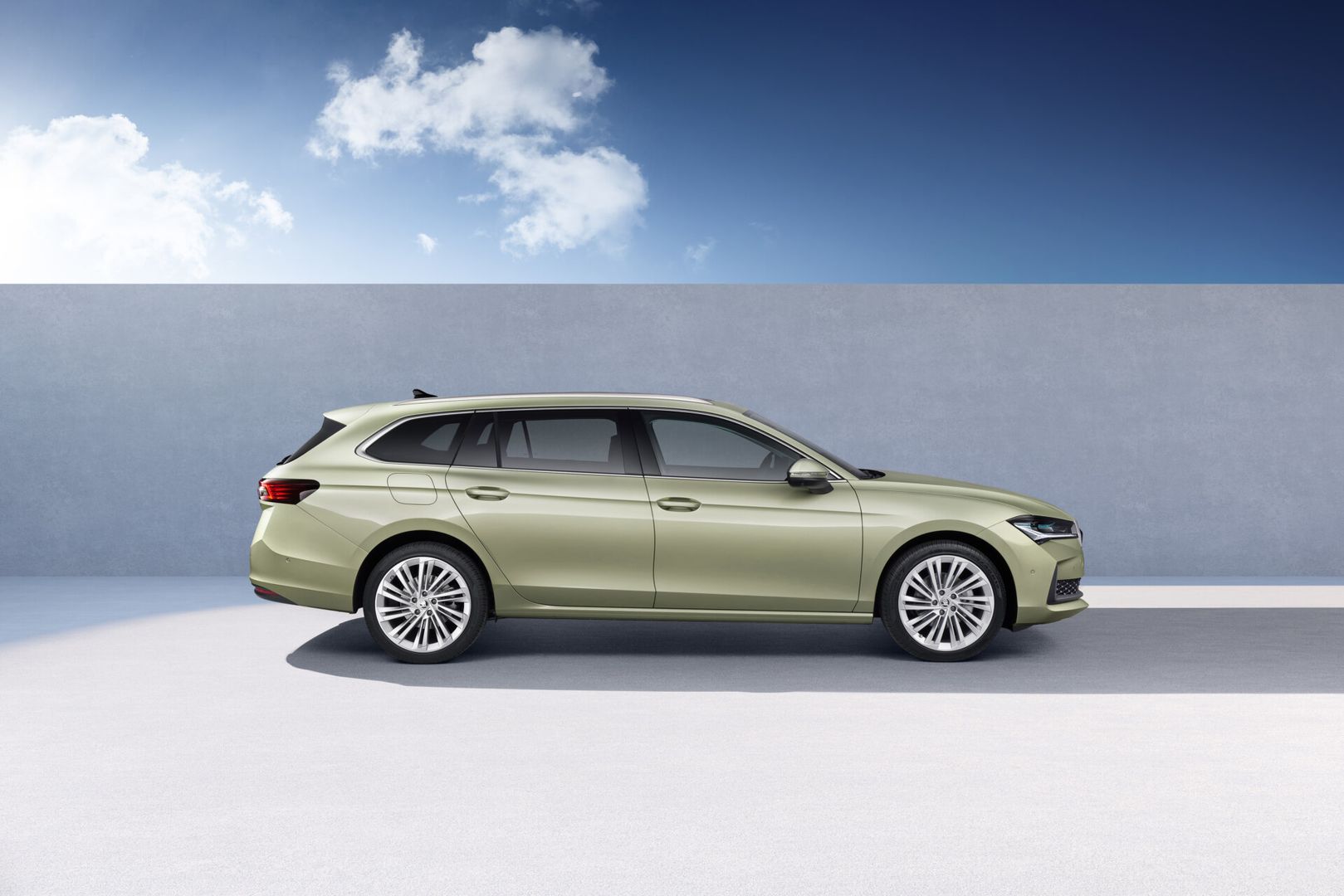 Skoda Superb 2024