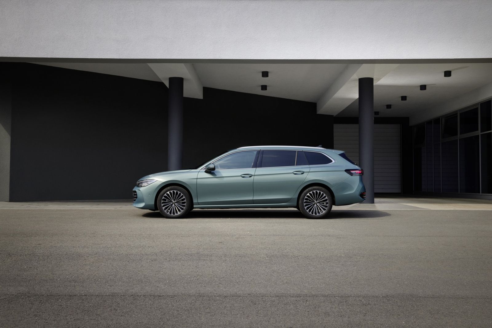 VW Passat B9 Variant 2024