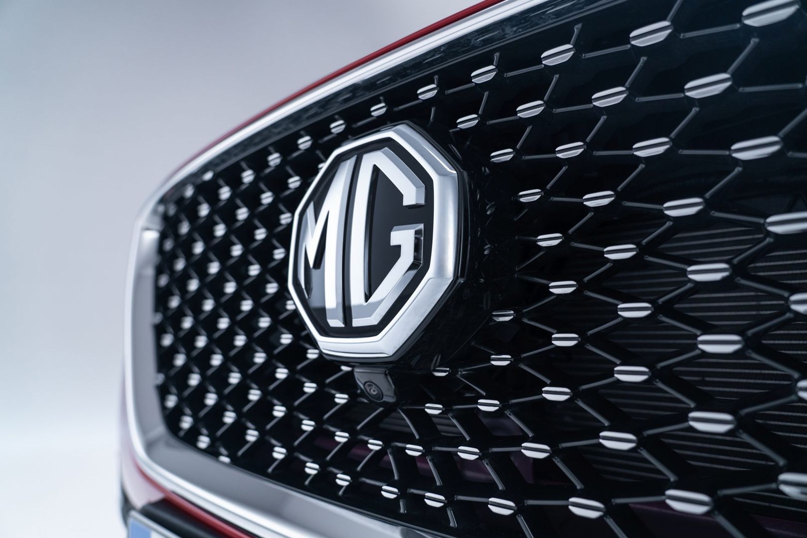 MG HS 2024