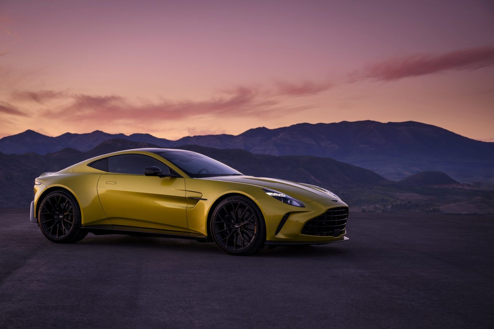 Nowy Aston Martin Vantage 2024