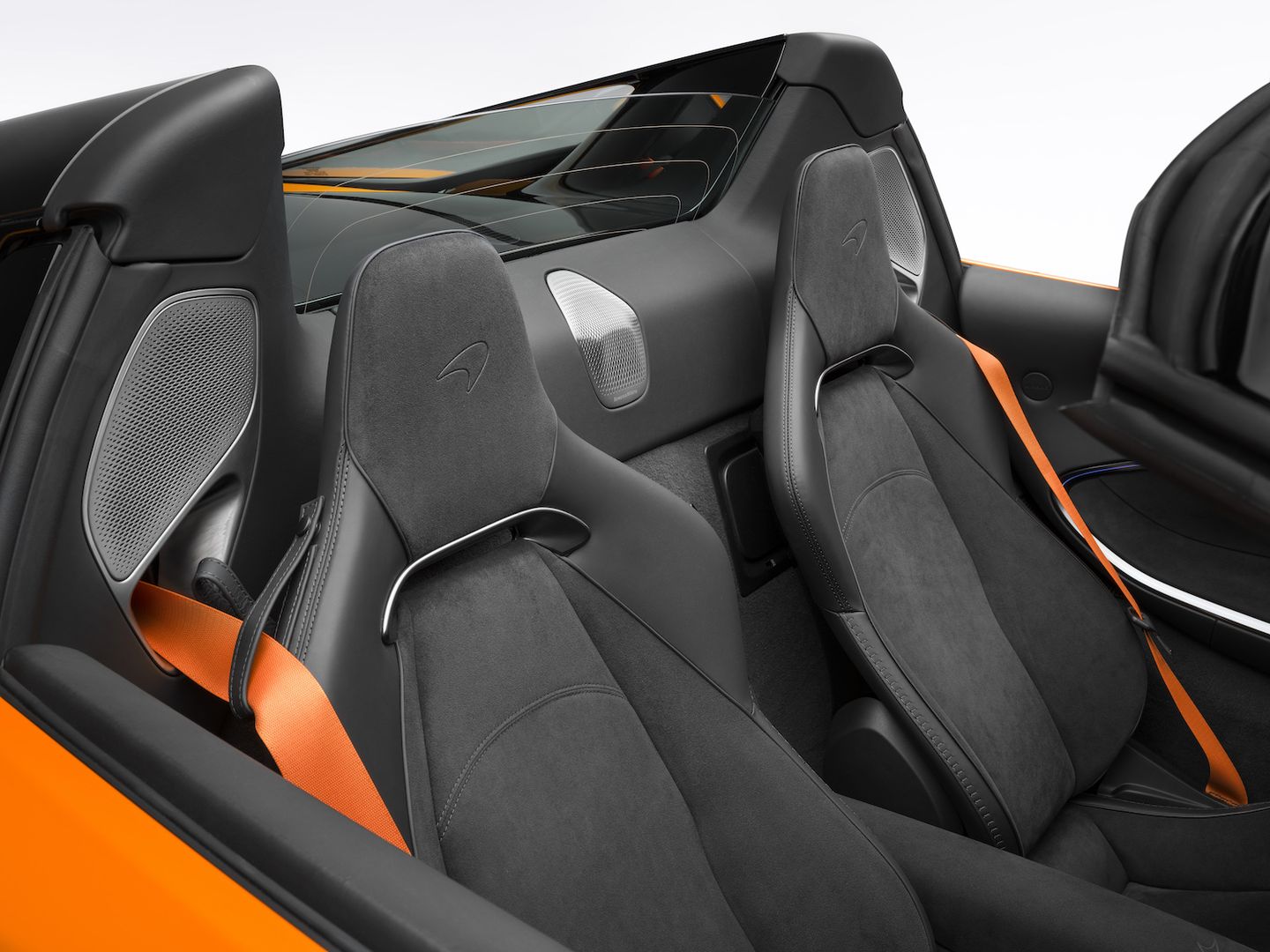 Nowy McLaren Artura Spider 2025