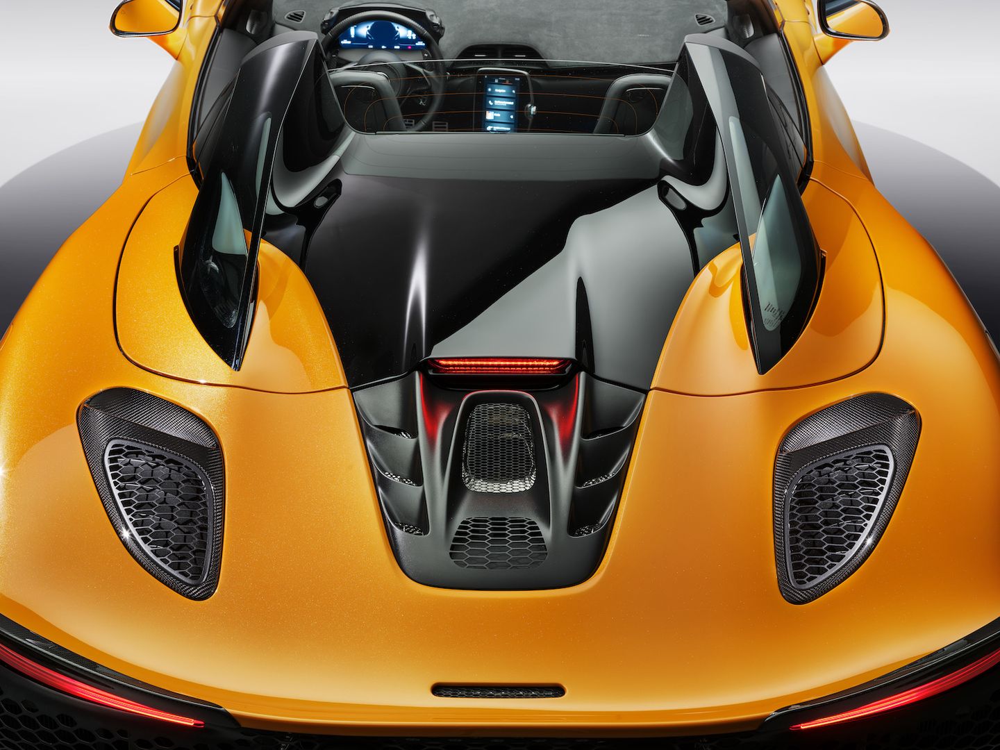Nowy McLaren Artura Spider 2025