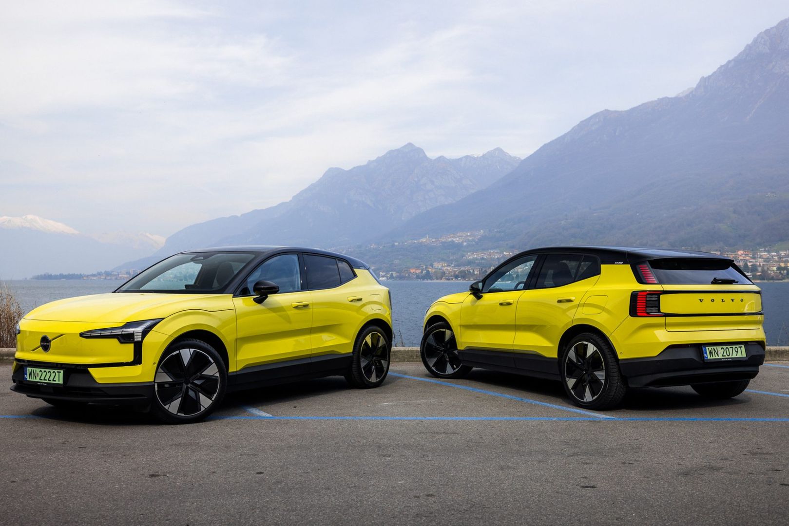 Volvo EX30 Moss Yellow