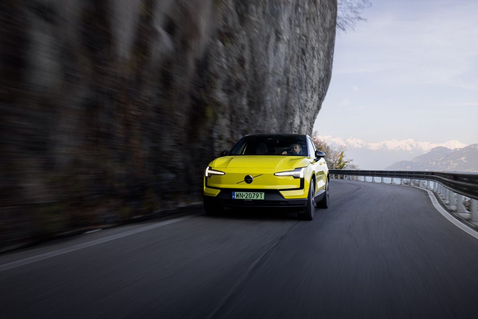 Volvo EX30 Moss Yellow
