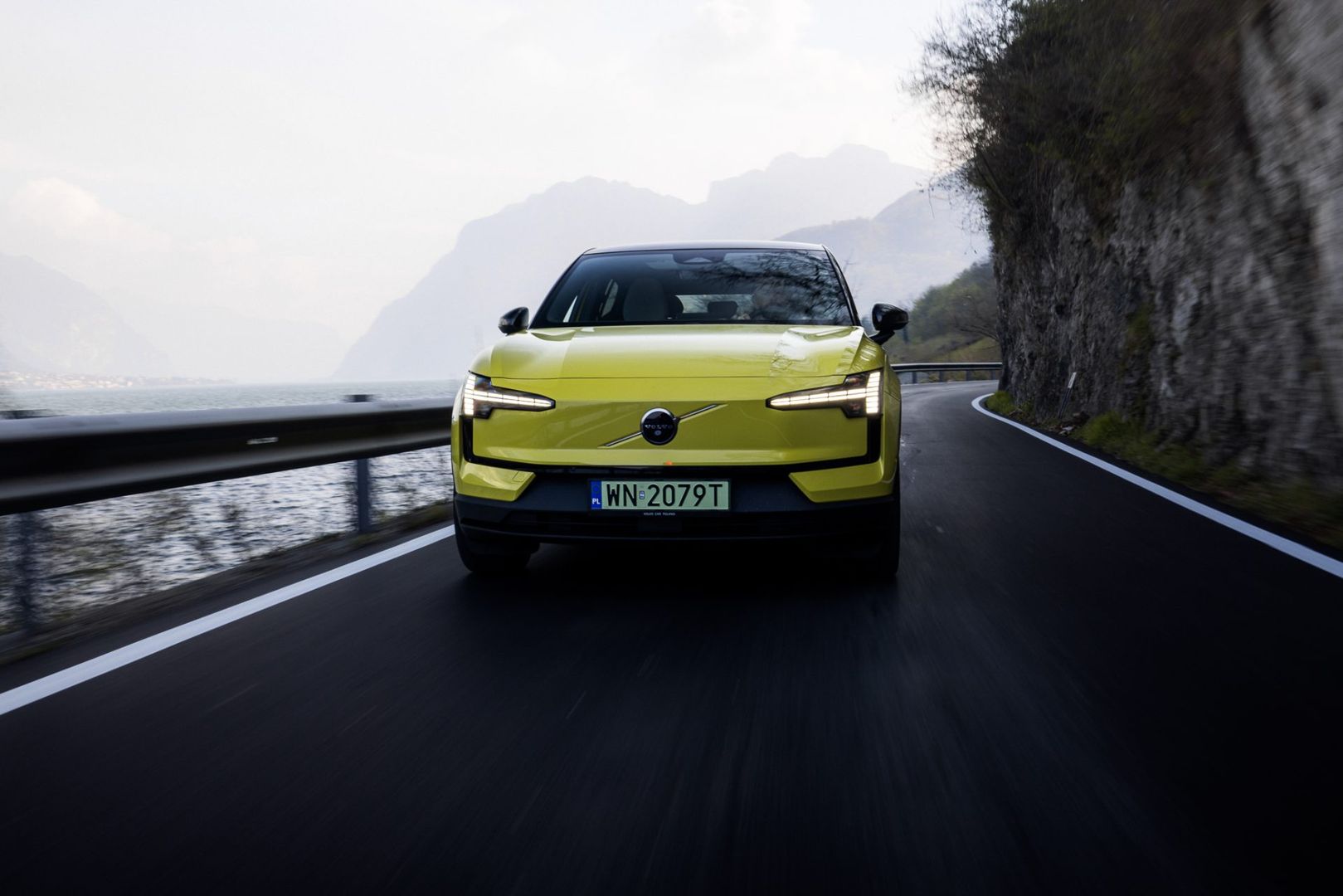Volvo EX30 Moss Yellow