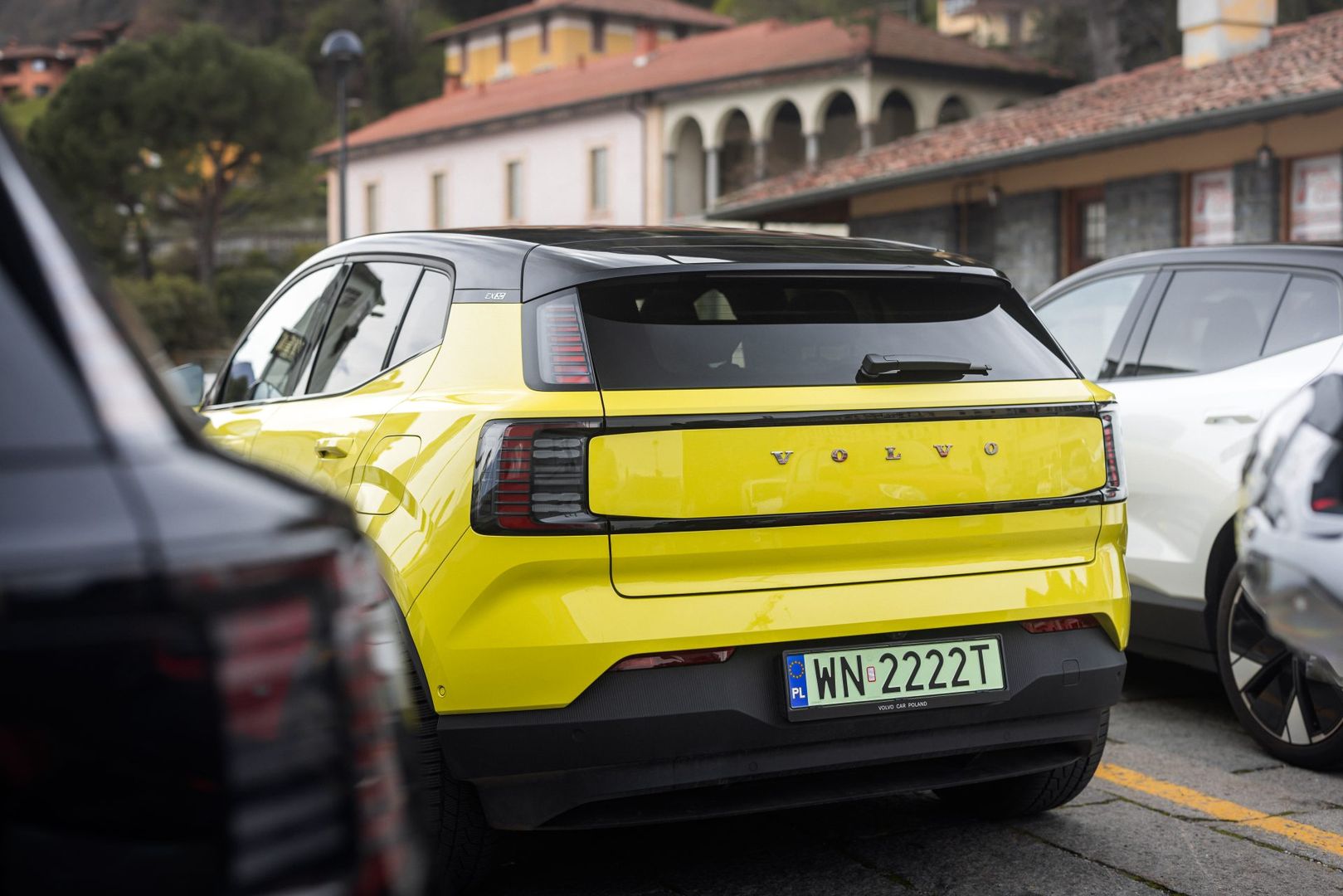 Volvo EX30 Moss Yellow