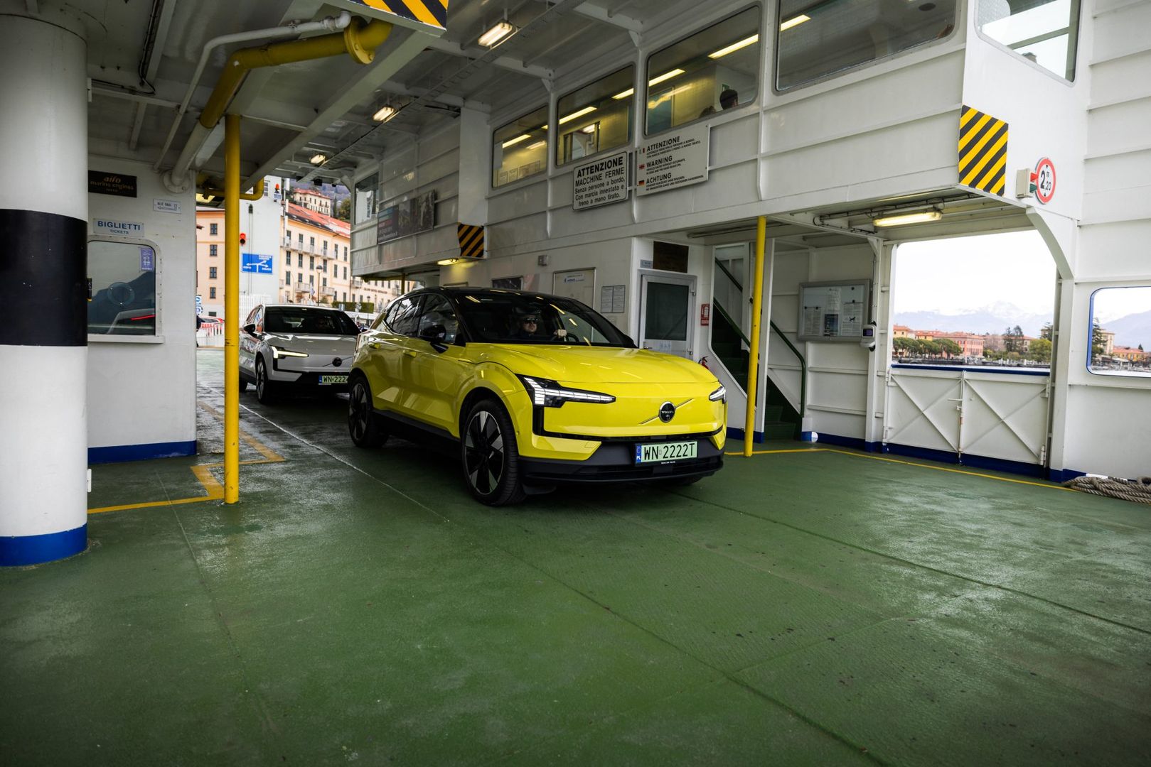 Volvo EX30 Moss Yellow