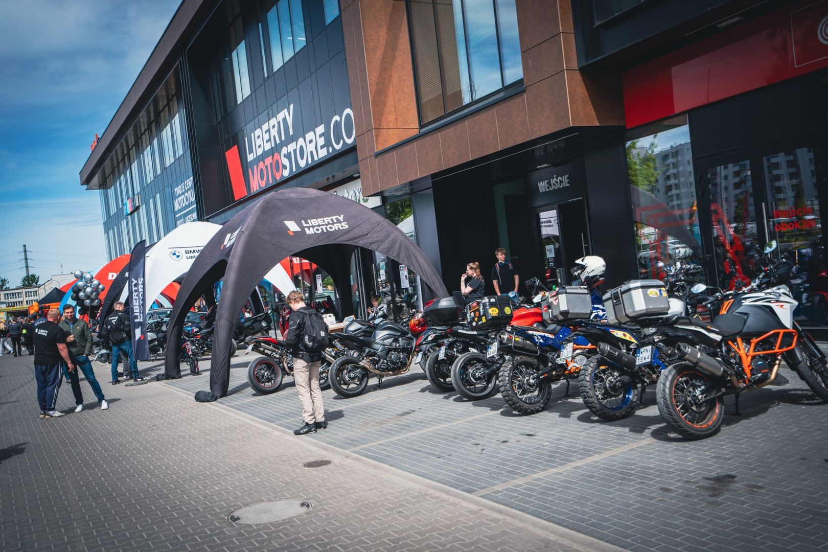 Liberty Motors
