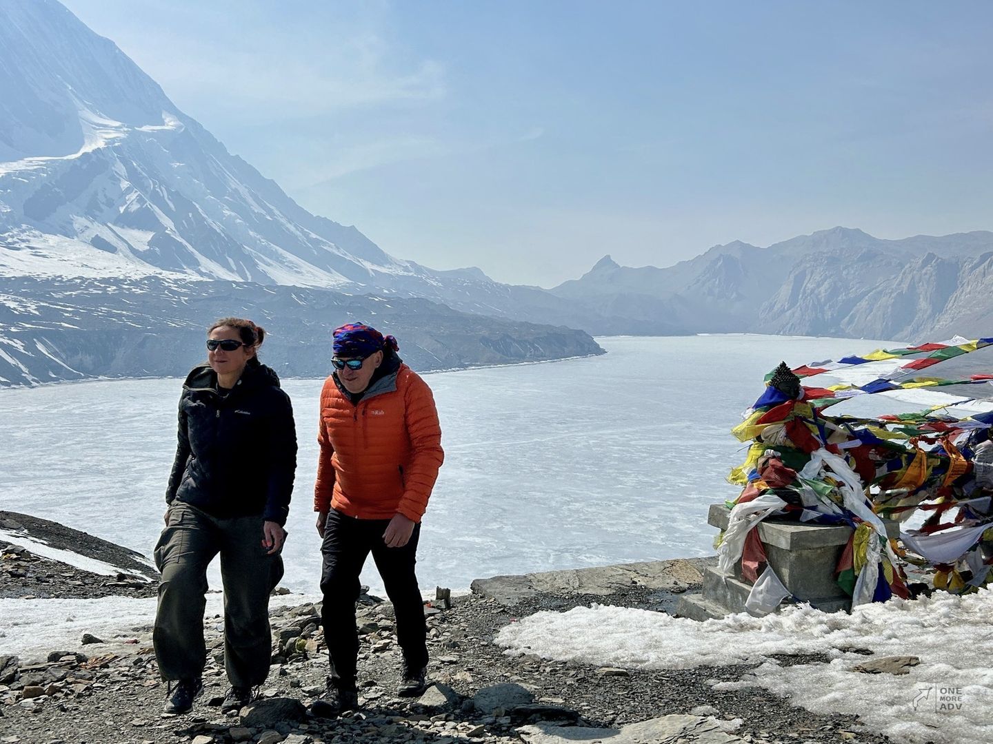 Trekking wokół jeziora Tilicho
