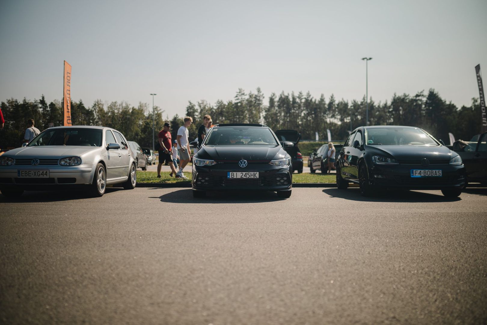 Piknik Volkswagena Golfa na Torze w Modlinie