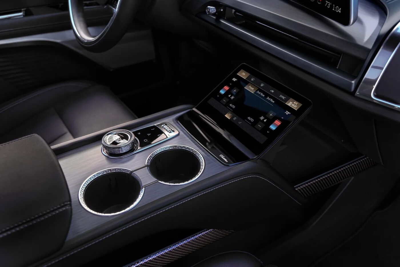 Cadillac Vistiq