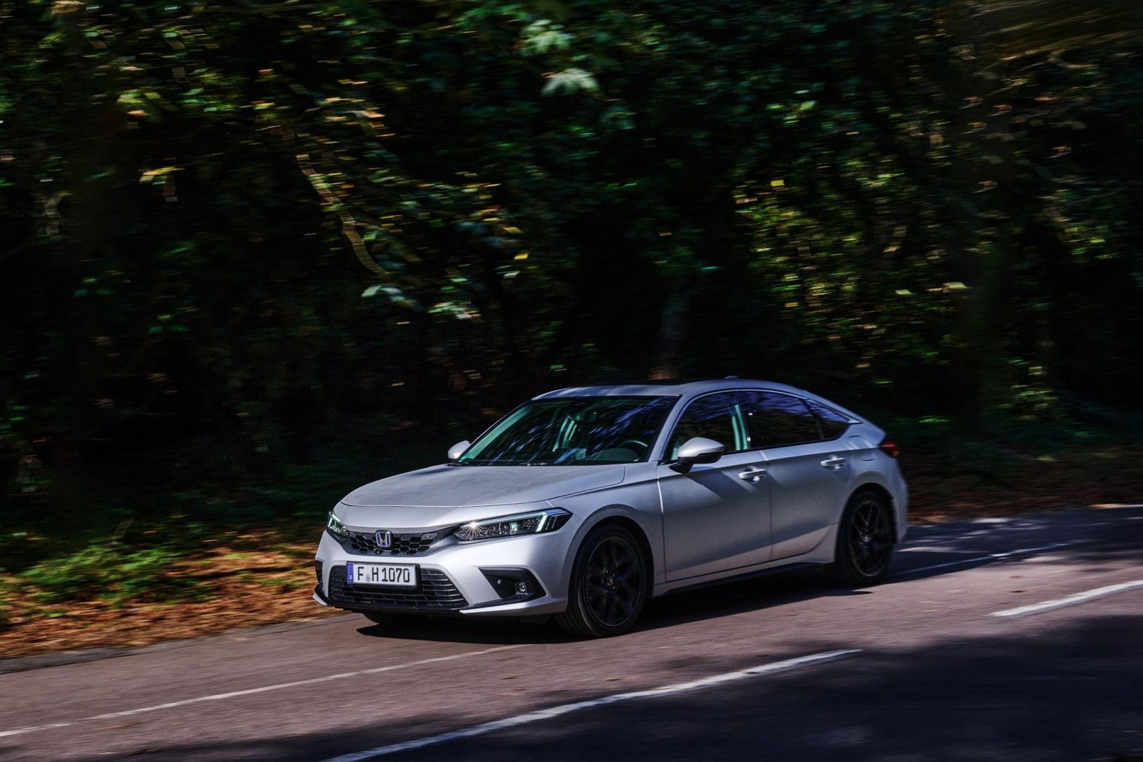 Honda Civic e:HEV Silverest Silver