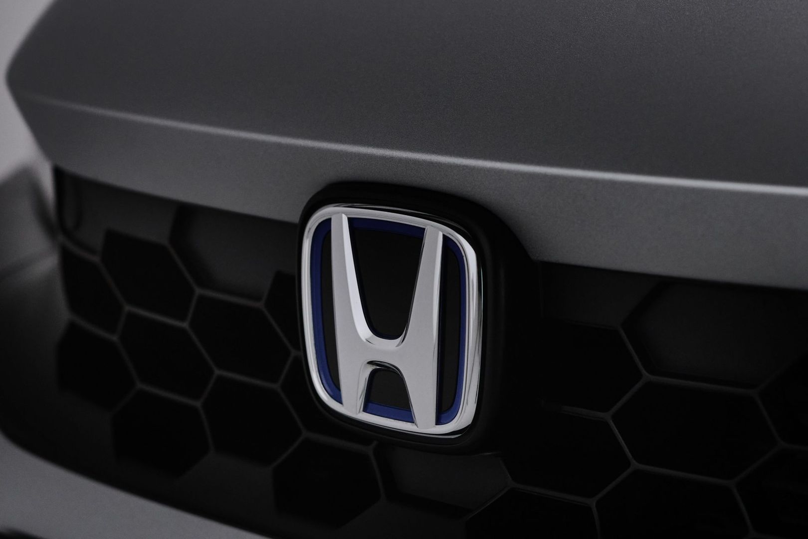 Honda Civic e:HEV Silverest Silver