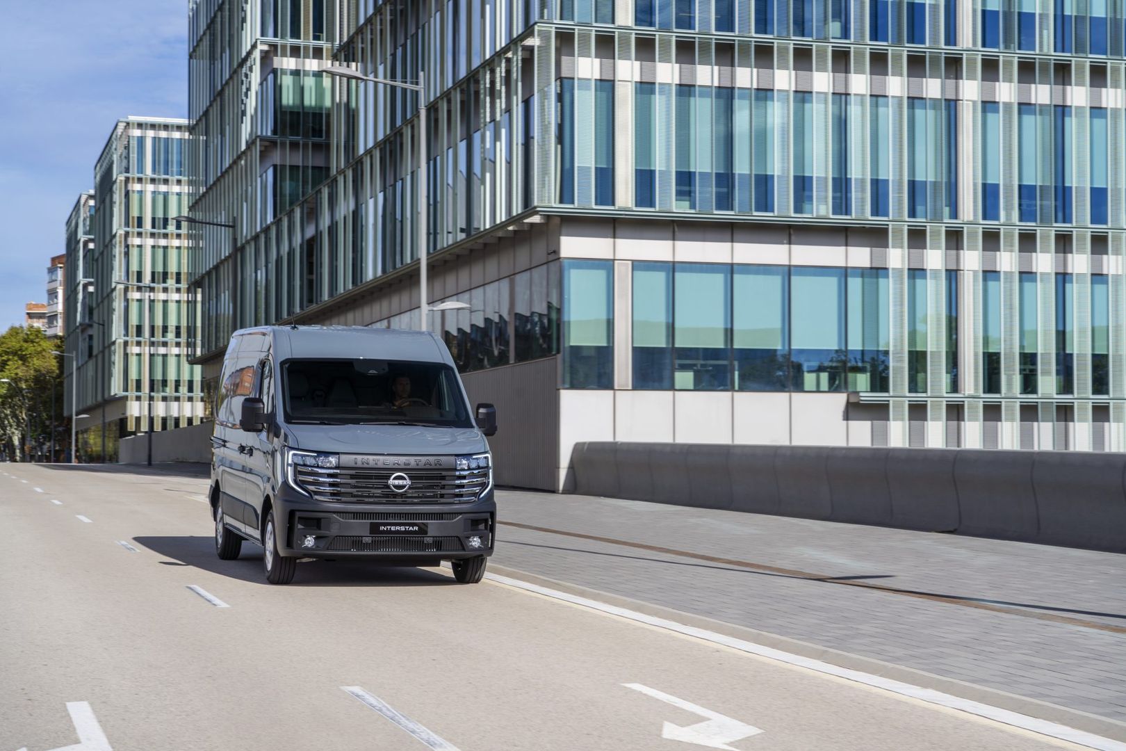 Nissan Interstar 2025