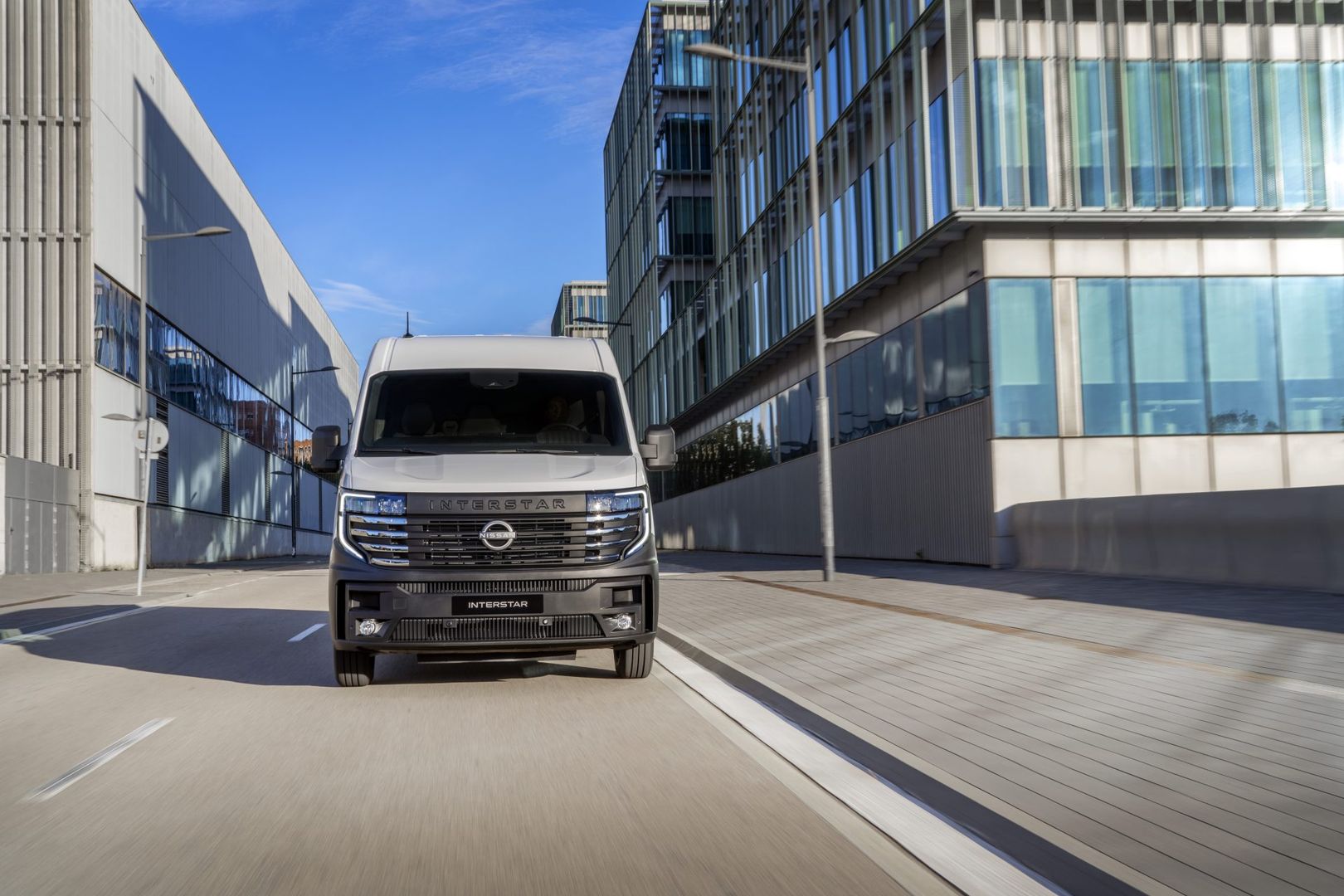 Nissan Interstar 2025