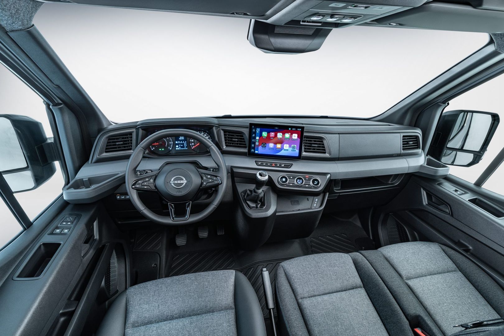 Nissan Interstar 2025