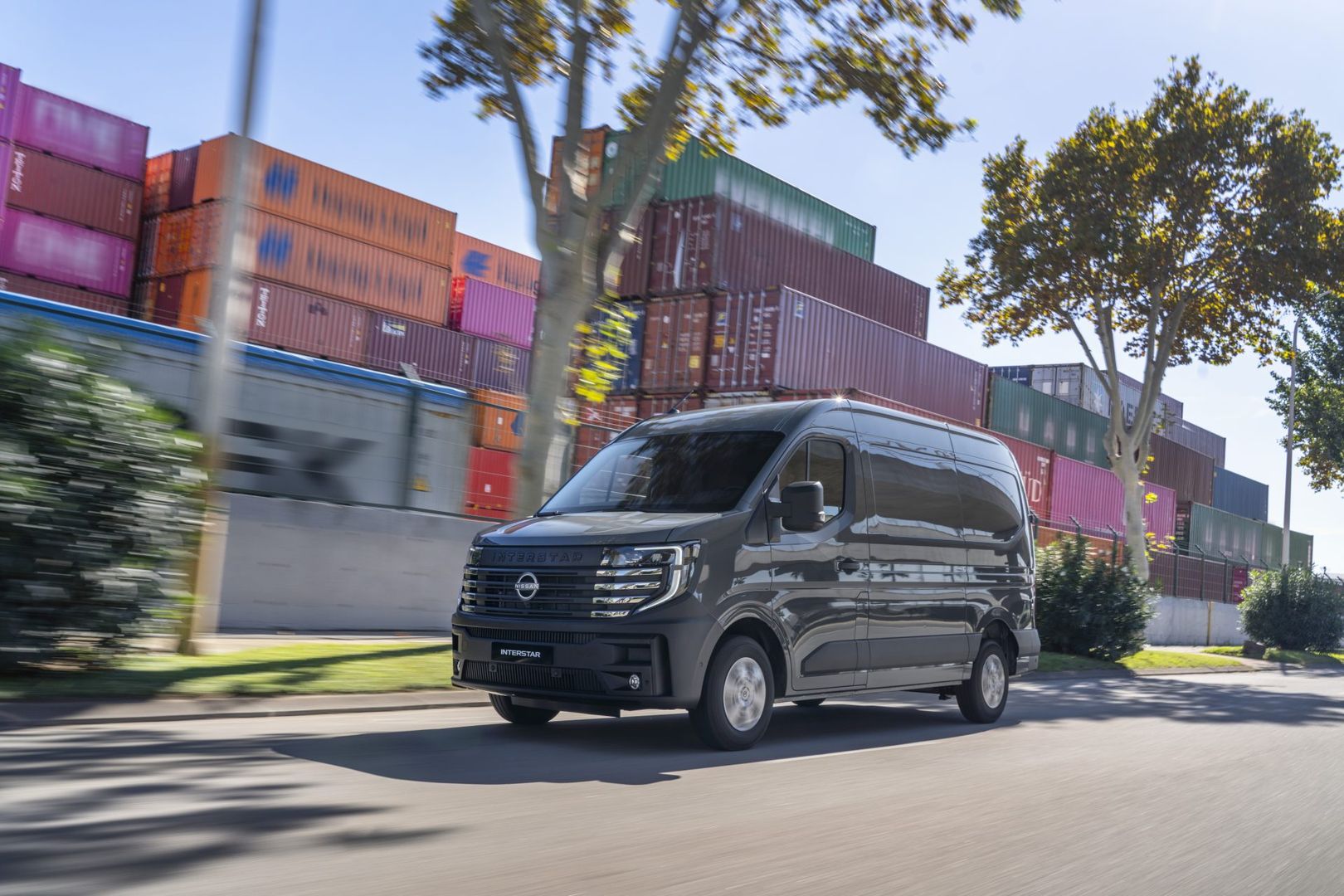 Nissan Interstar 2025
