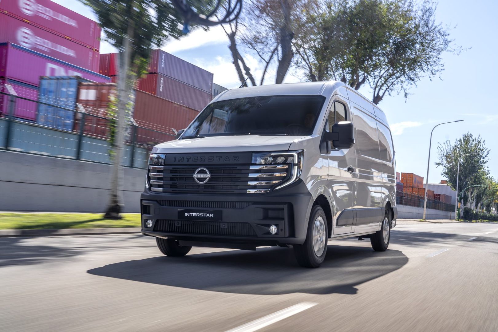 Nissan Interstar 2025