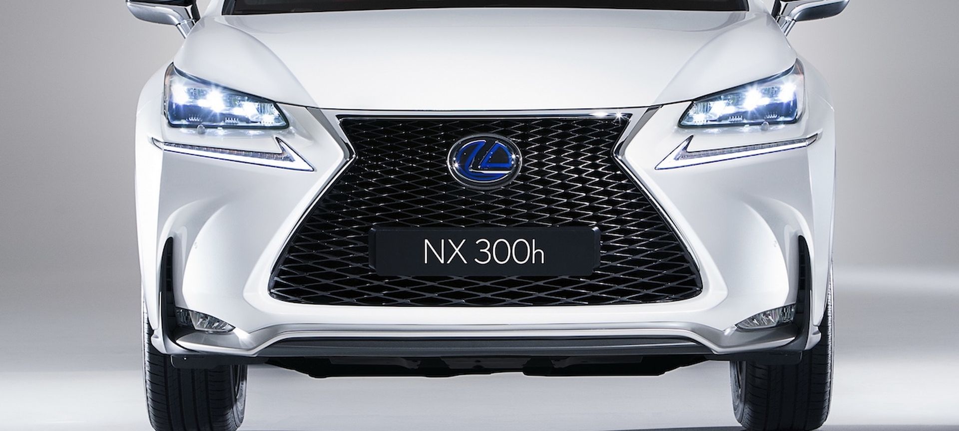 Lexus NX z hybrydowym napędem plugin już w 2021 roku